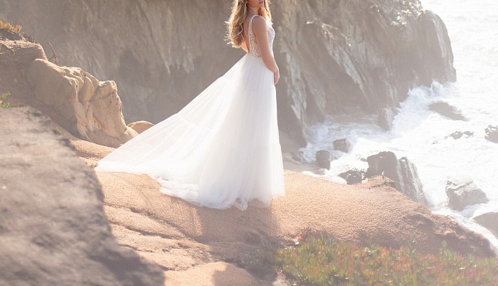 Wedding gown